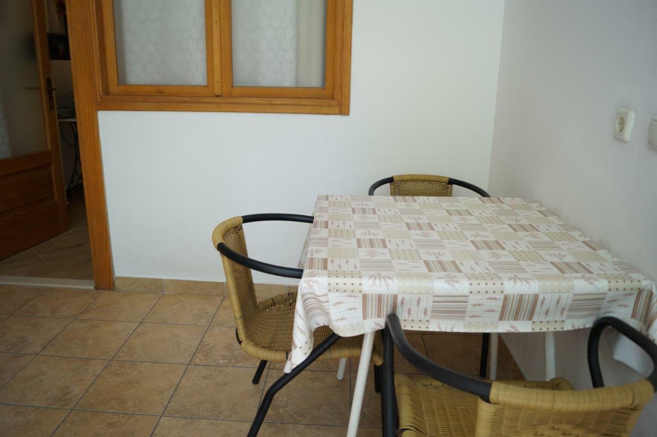 Apartments Mario With Private Parking Makarská Exteriér fotografie